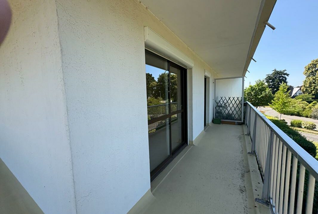 017583589-08102025-034008