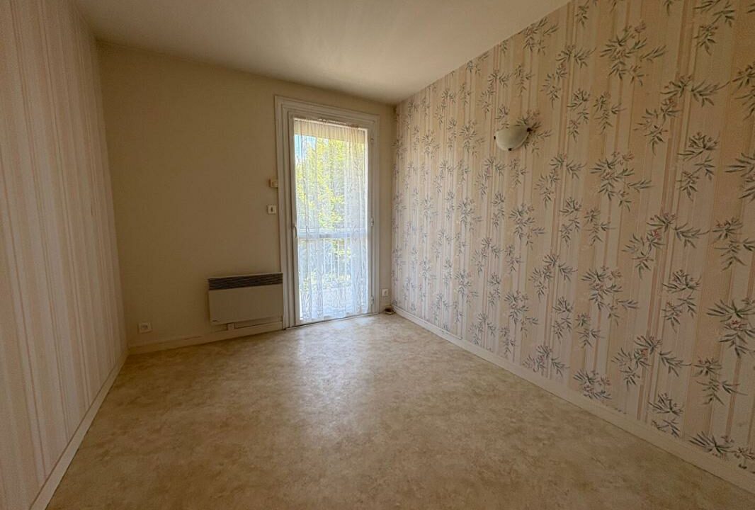 017583589-08102025-034008-4