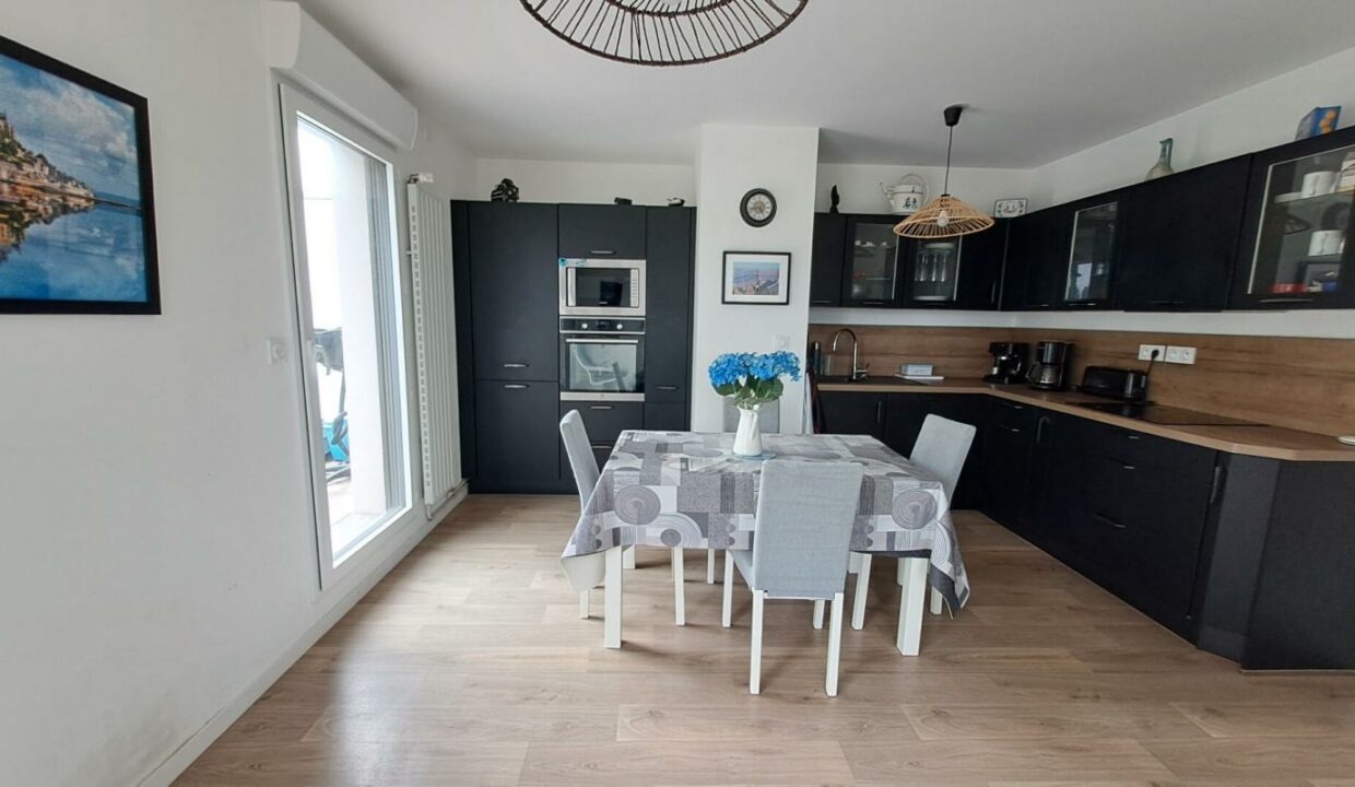 V-0025869-01102025-034409