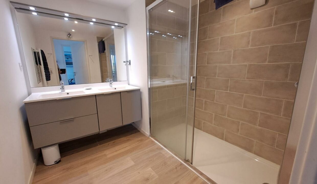 V-0025869-01102025-034409-6