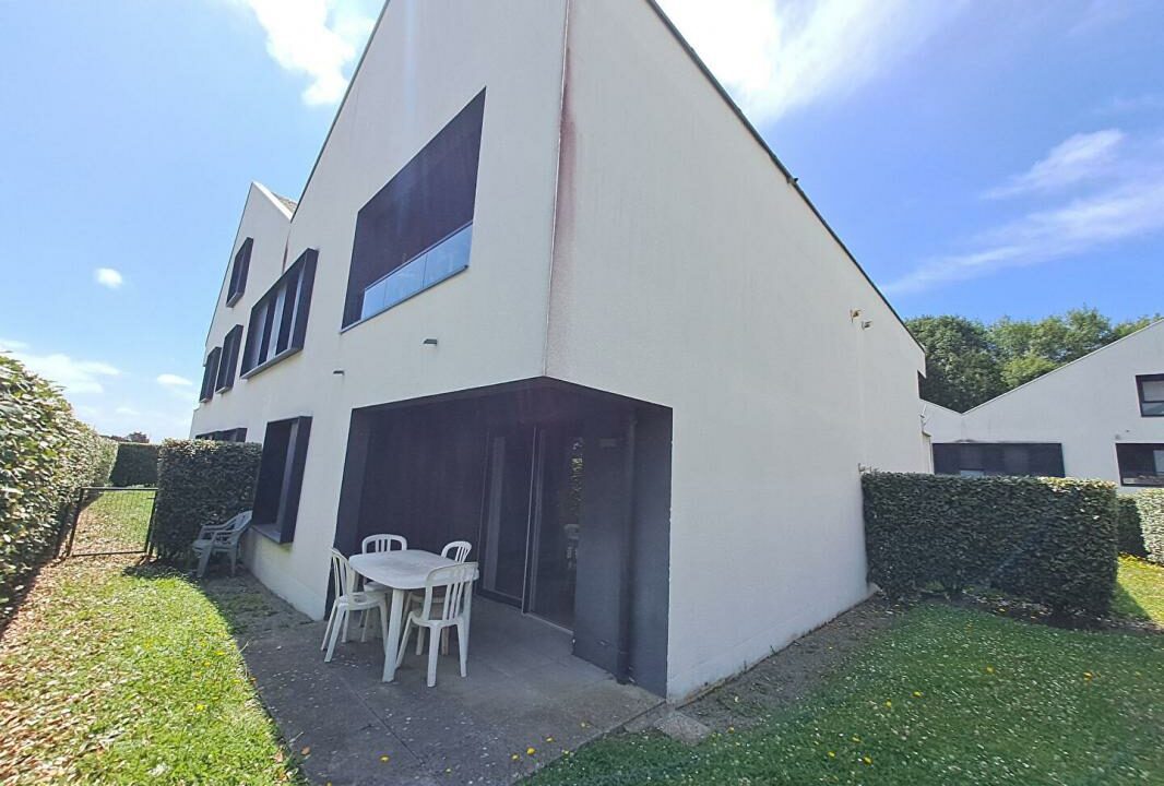 V-_0025854-11102025-034947-2