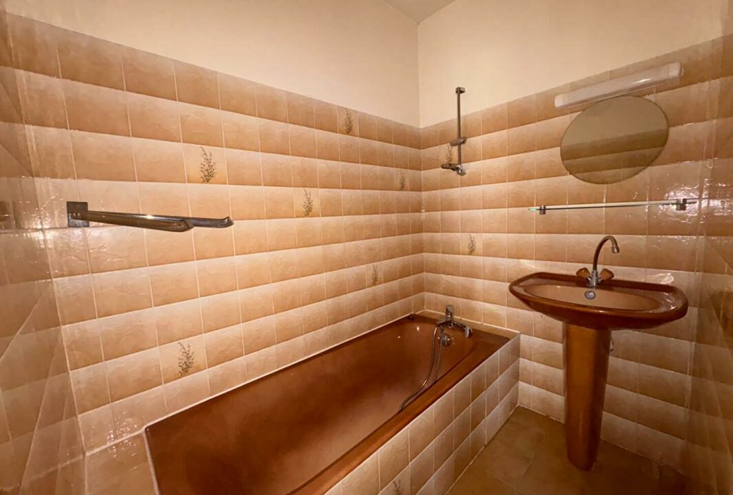 019483926-15112025-041555-4