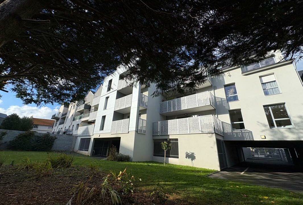 V-0025882-01112025-043541