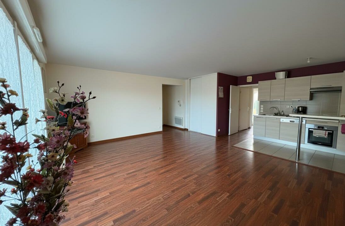 V-0025837-09122025-033618