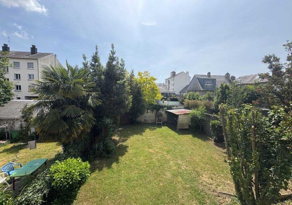 V-0025853-04122025-034235-6