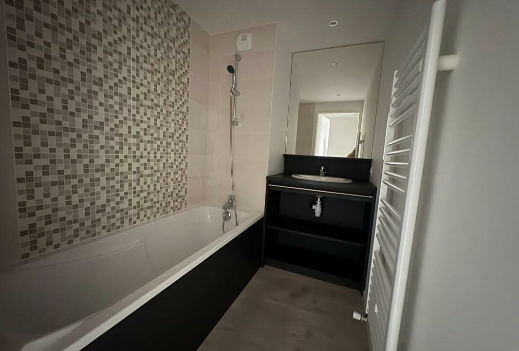 V-0025886-11032026-032430-4